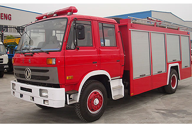 東風(fēng)153水罐消防車