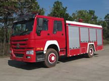 重汽豪沃8方水罐消防車(chē)