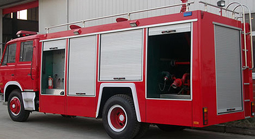東風(fēng)153水罐消防車尾部展示圖片